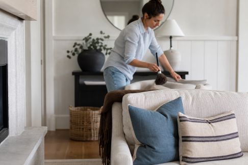 Organiser un ménage express avant l’arrivée des invités